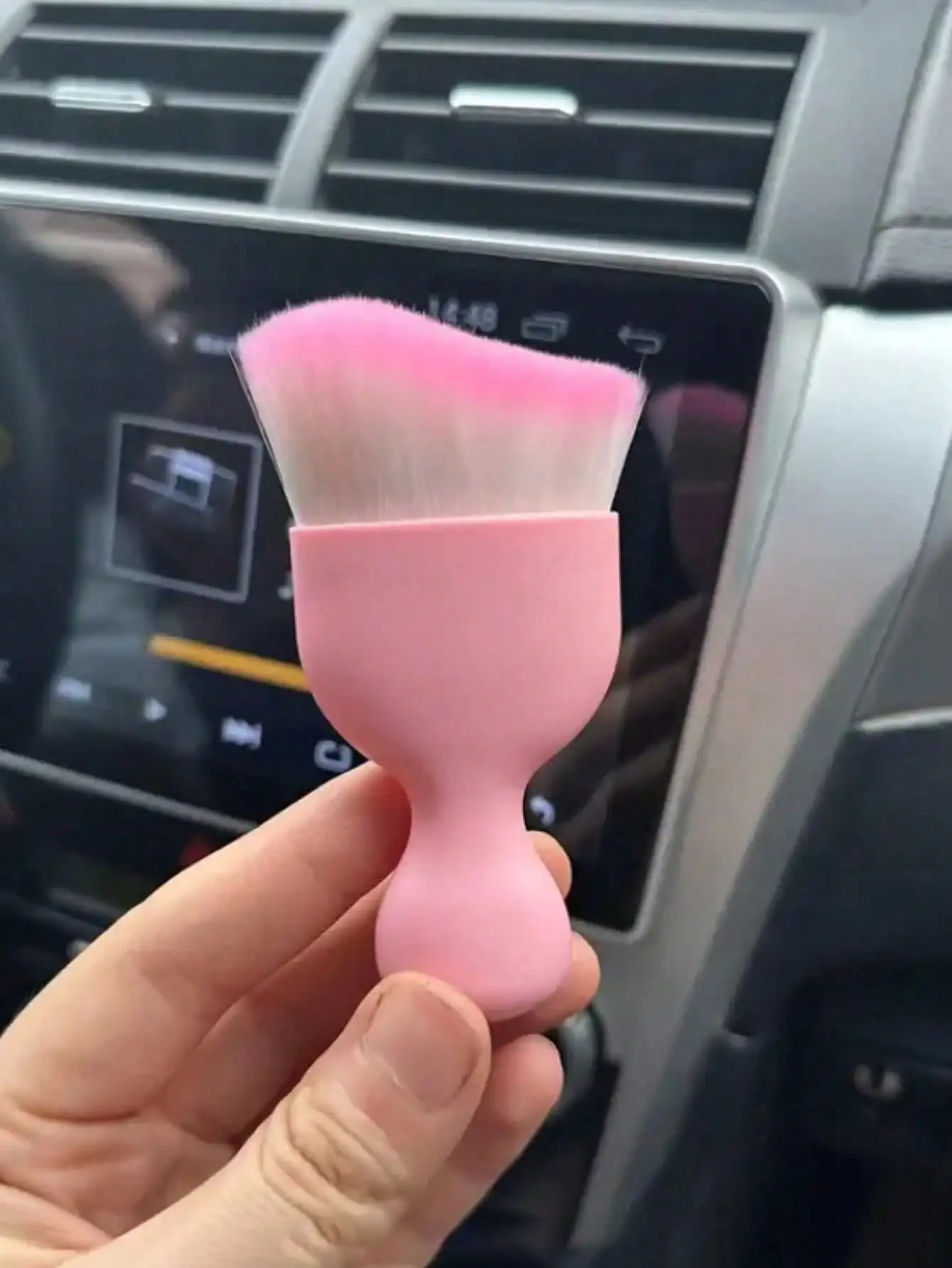 This Car Cleaning Brush Is Sui - огляд і ціна Car Cleaning Brush
